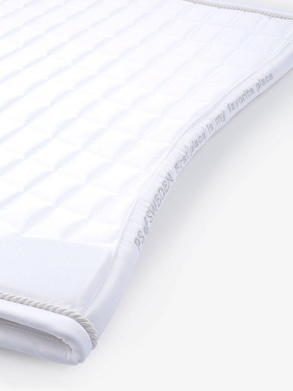 1110-104-001-003-Classic-Quilt-Jump-White-quote-0075-1500x2000.jpg