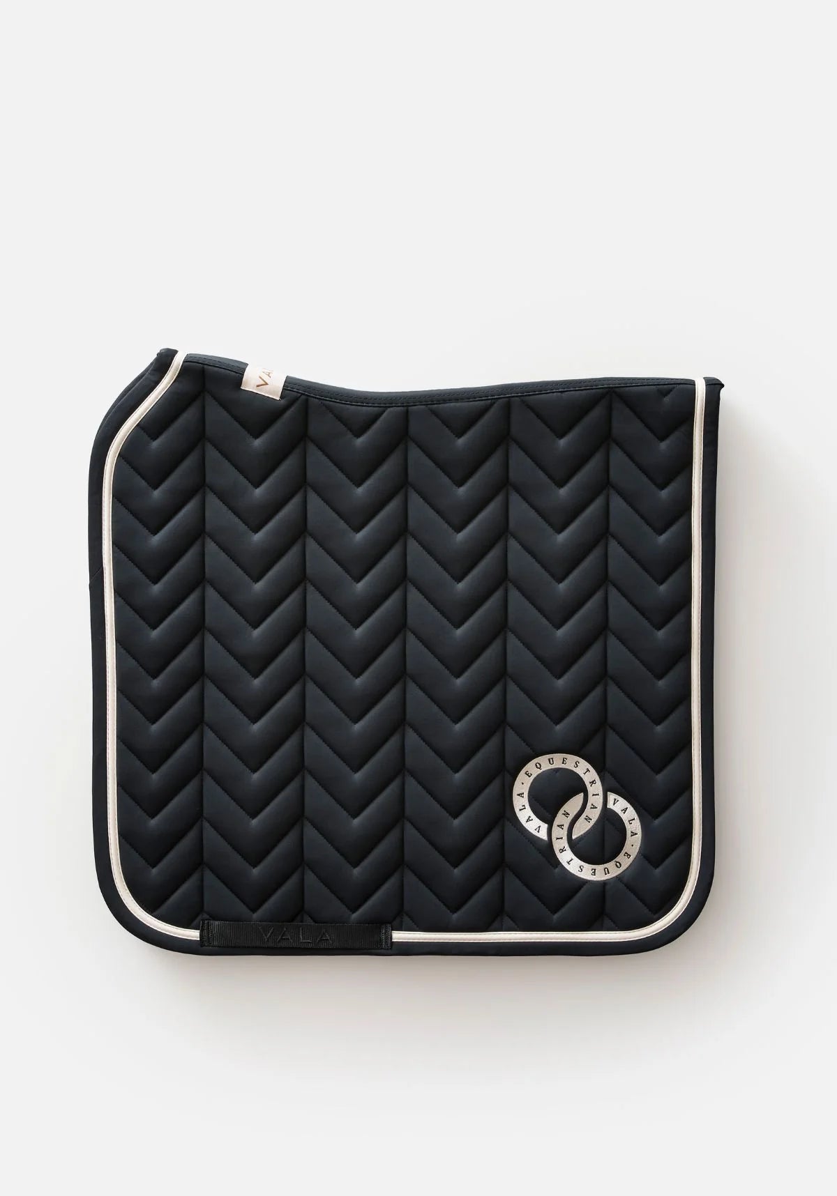 Vala Super Luxe Dressage Saddle Pad – The Tack Box Saddleworld