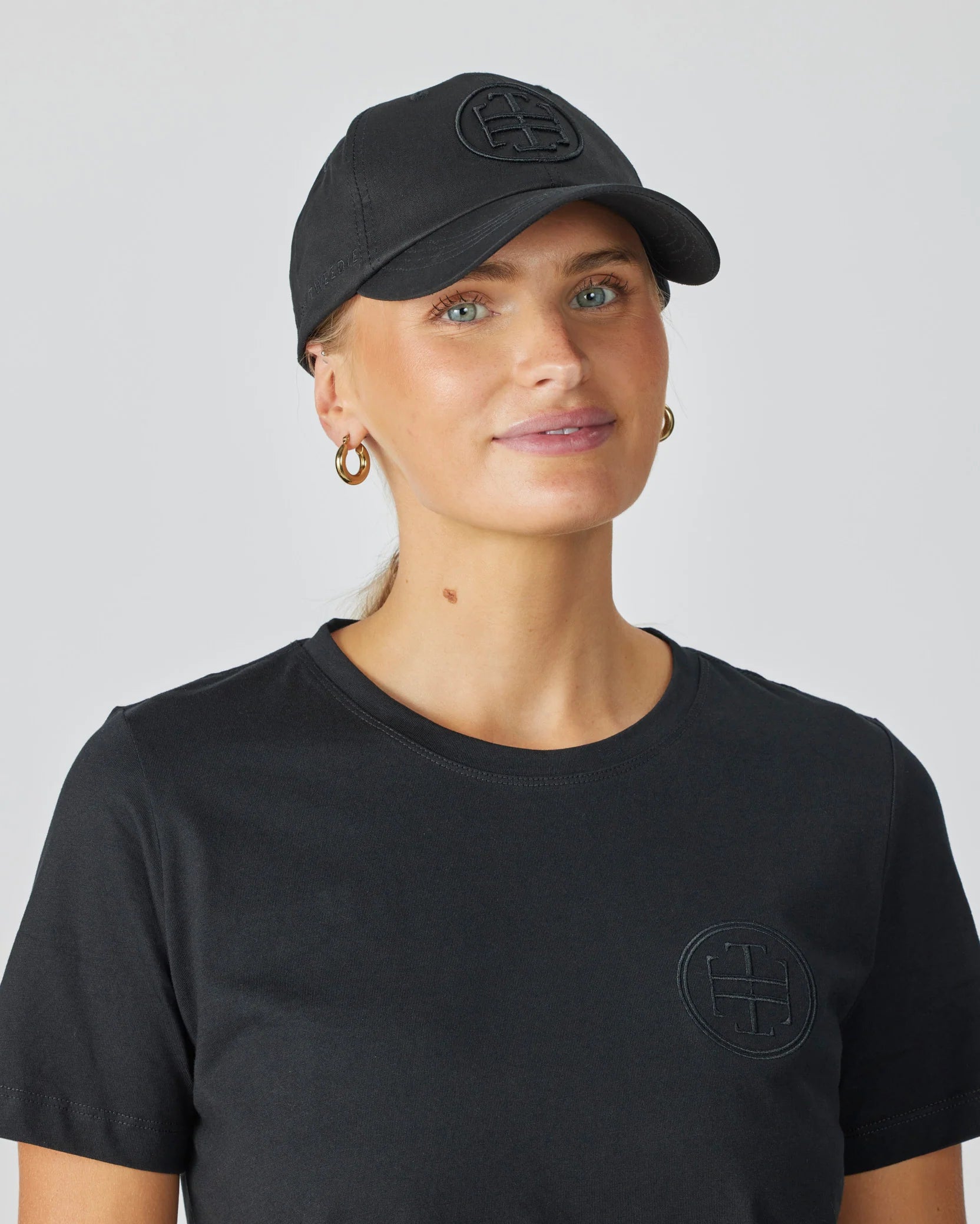 Lara_Tweedie_Logo_Cap_Black_Black.4.webp