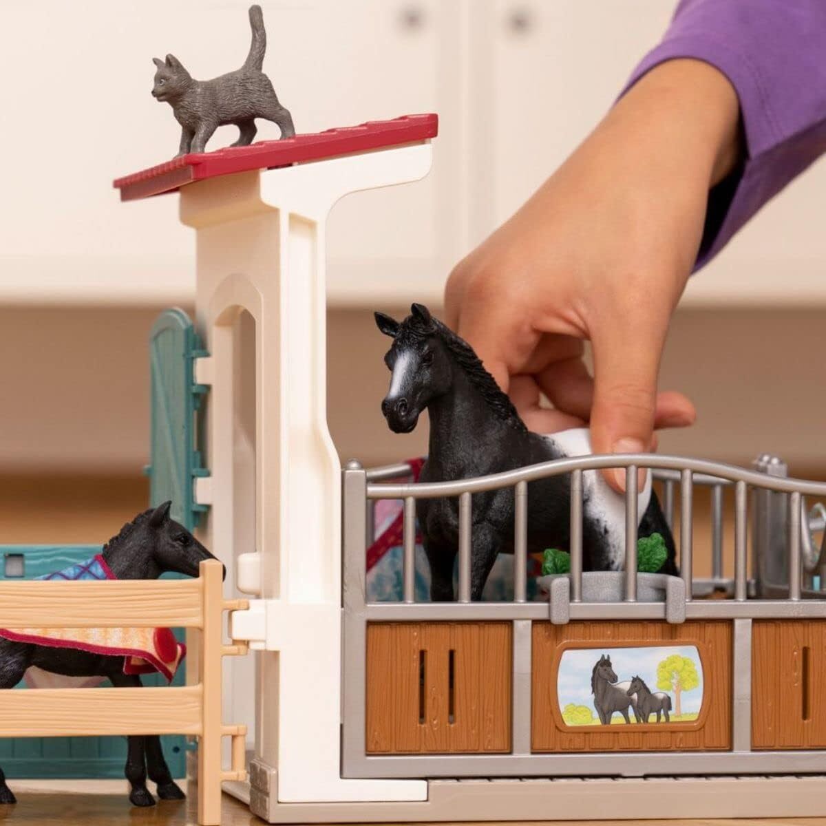 Schleich - Horse Box with Mare And Foal