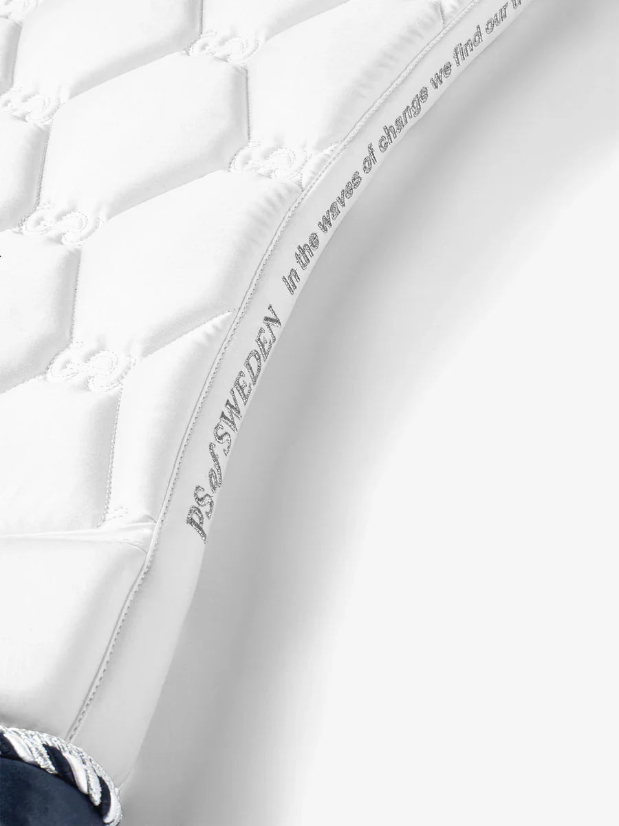 Signature-White-quote-9534-1500x2000px_900x_5c8f88ed-cf9f-4f6d-9eeb-9c446b941738.webp