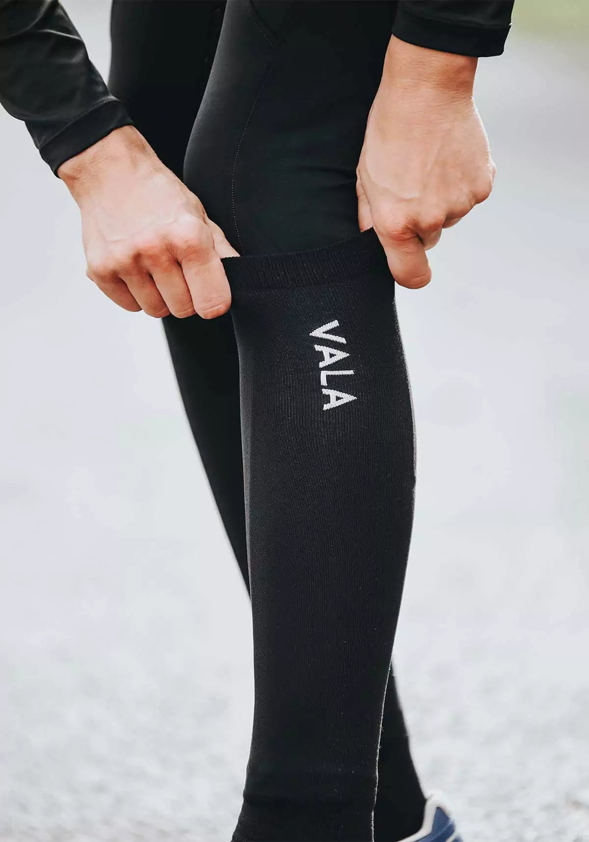 Vala Stride Socks - Black