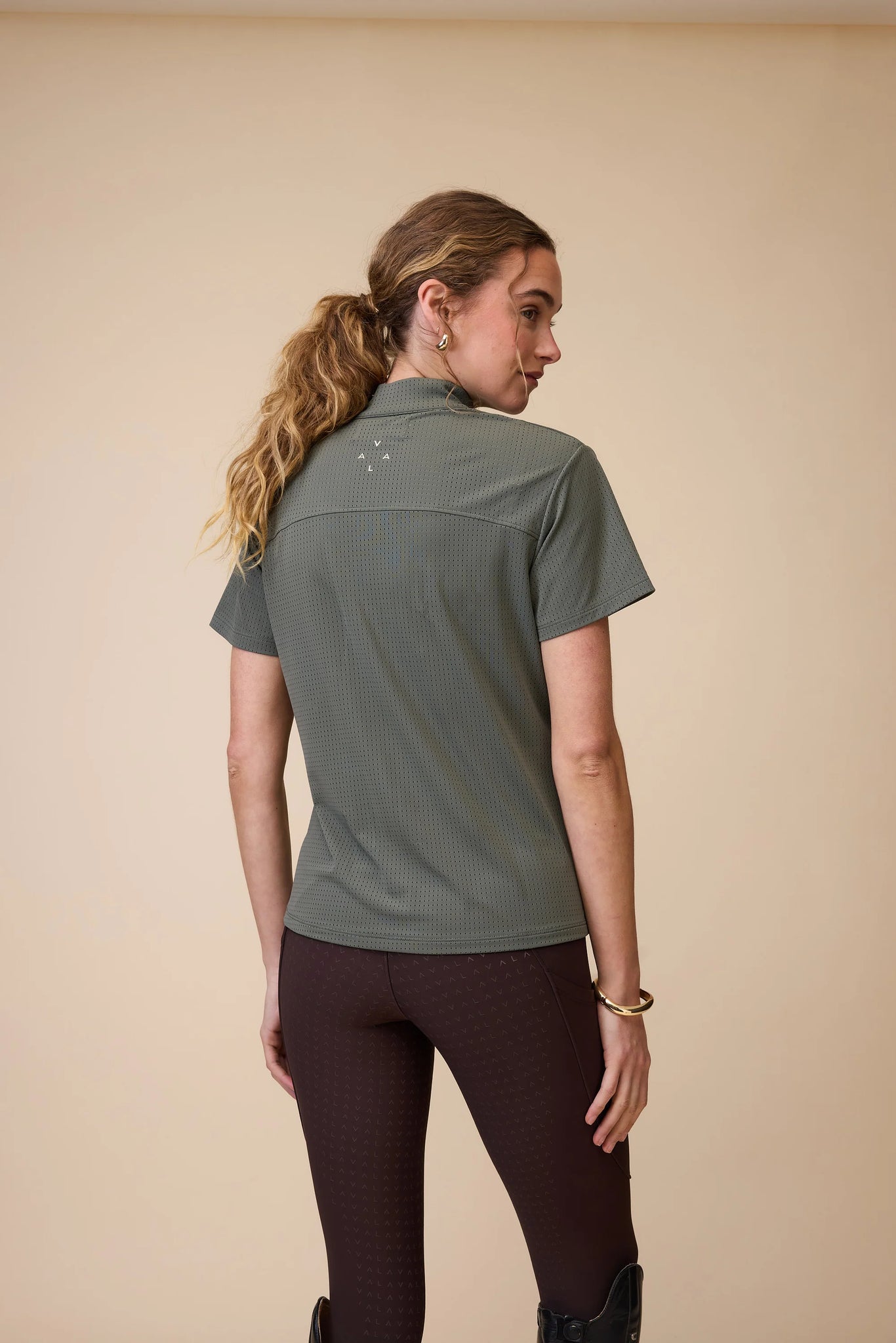 Vala Elsa Mesh Zip Neck Top Olive