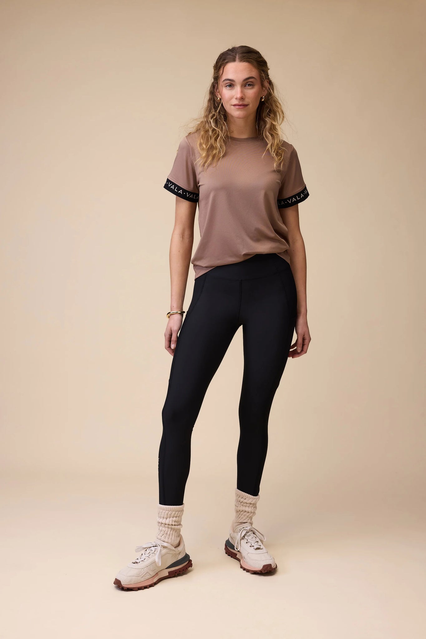 Vala Training Tee Mocha XSmall