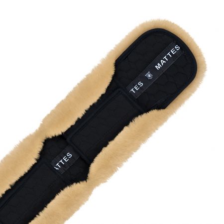 Mattes Lambskin-Dressage Girth Strap Cover with Buckle Flaps