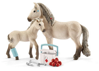 Schleich - Hannah's First Aid Kit