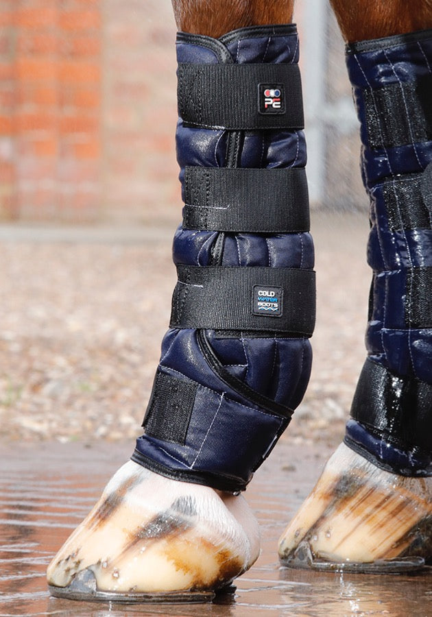 SS19-Cold-Water-Boots-Main-Image-RGB-72-zoom.jpg